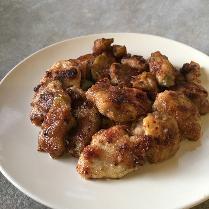 ブロッコリーの茎の肉巻きマヨ醤油焼き♪